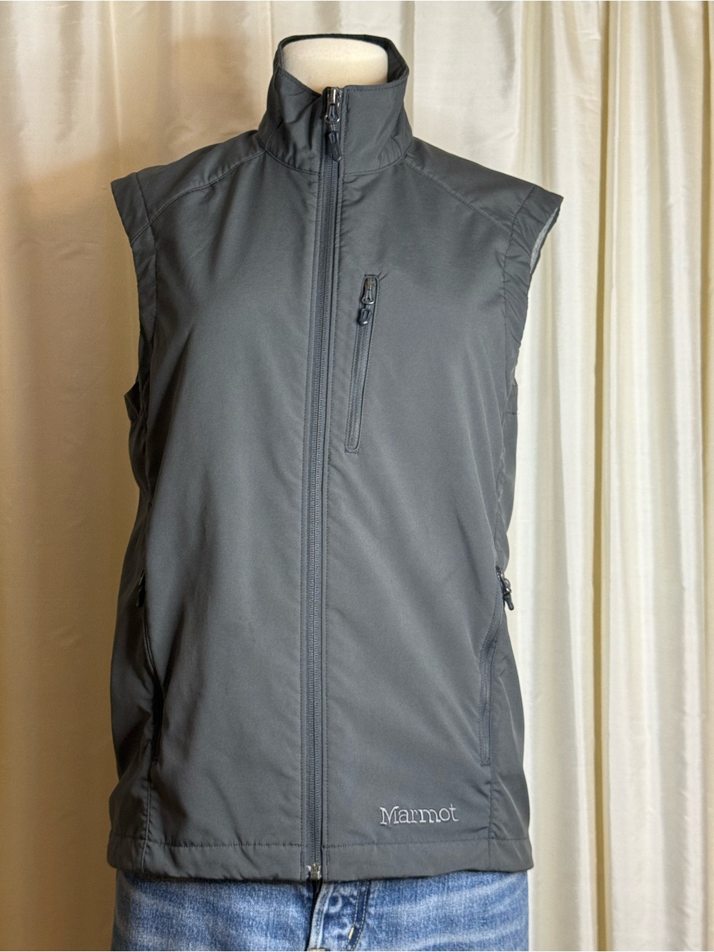 Marmot Men's Charcoal Softshell Vest-Small
